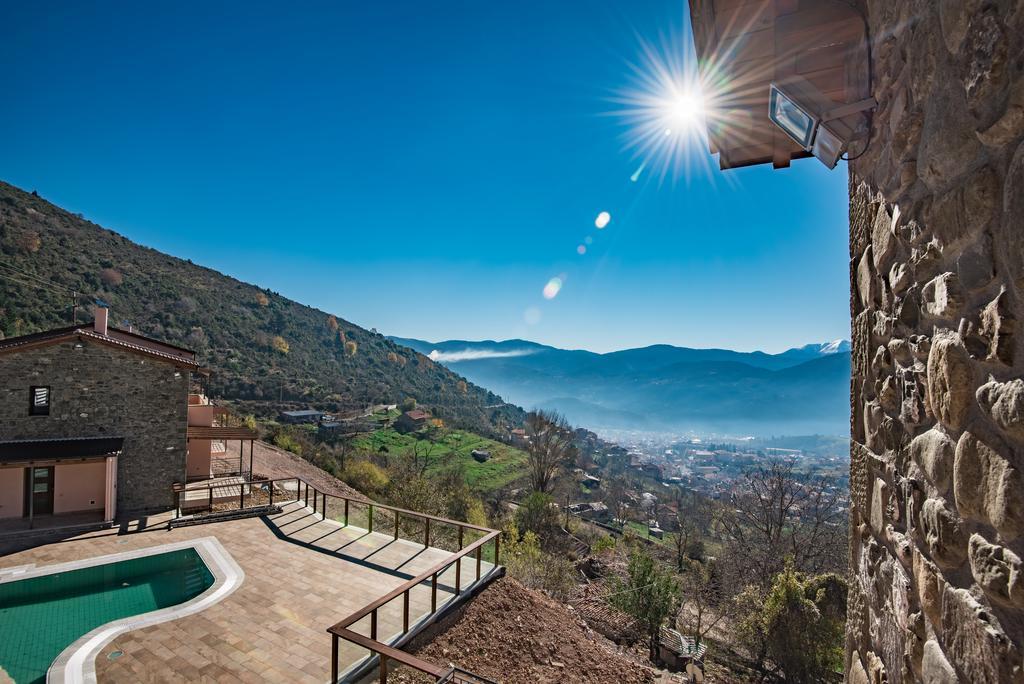 The View Village - Villas Suites & Spa 카페니시온 외부 사진