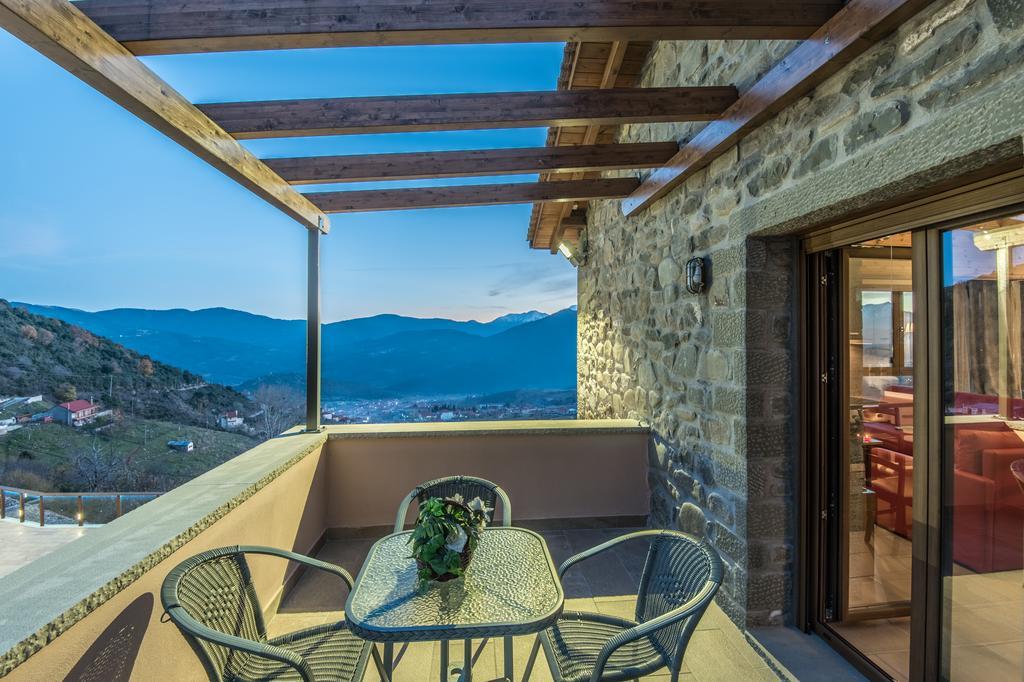 The View Village - Villas Suites & Spa 카페니시온 외부 사진
