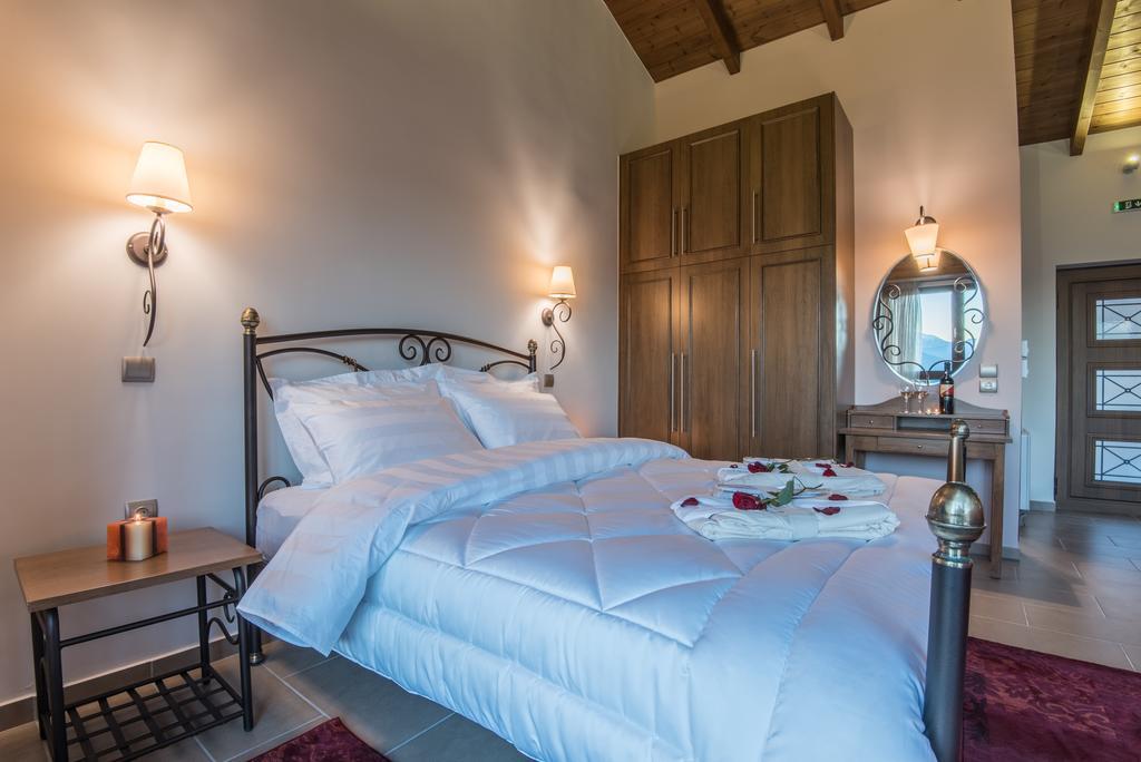 The View Village - Villas Suites & Spa 카페니시온 외부 사진