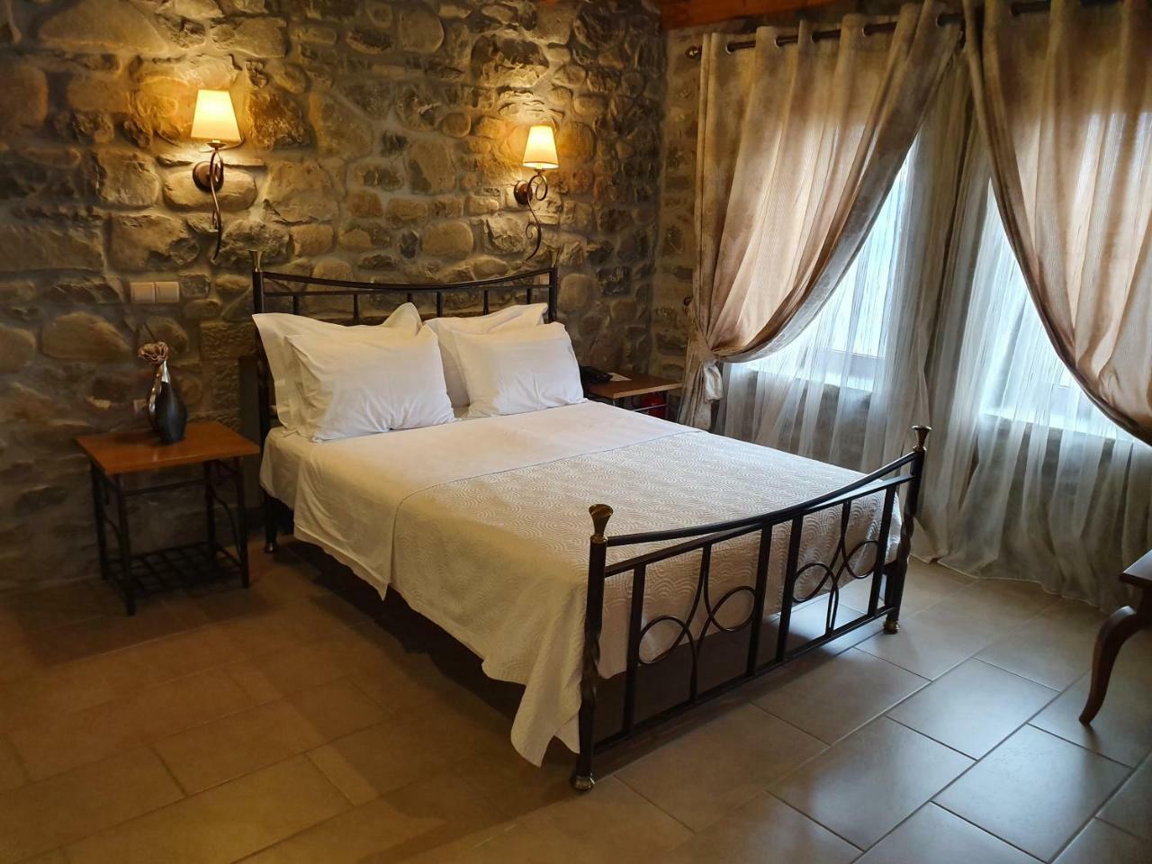 The View Village - Villas Suites & Spa 카페니시온 외부 사진