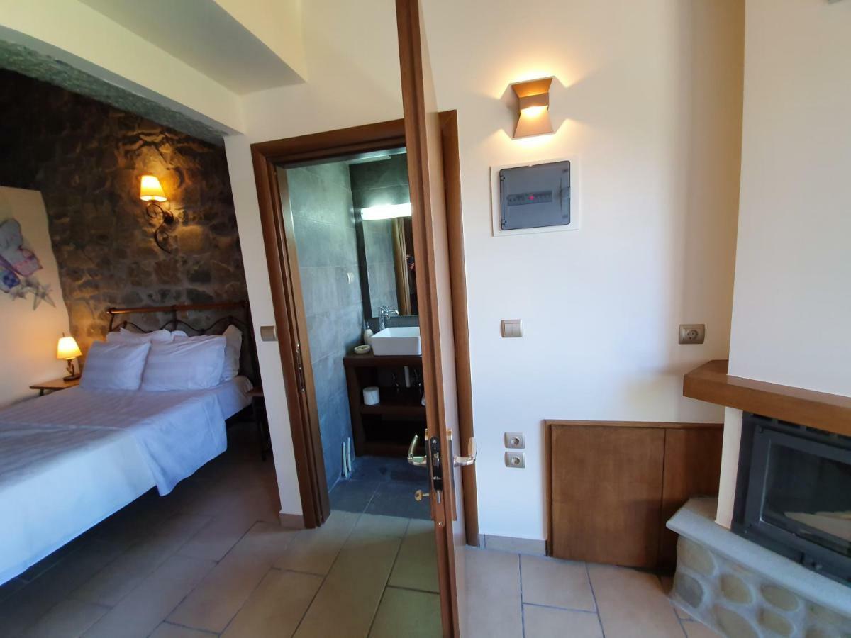 The View Village - Villas Suites & Spa 카페니시온 외부 사진